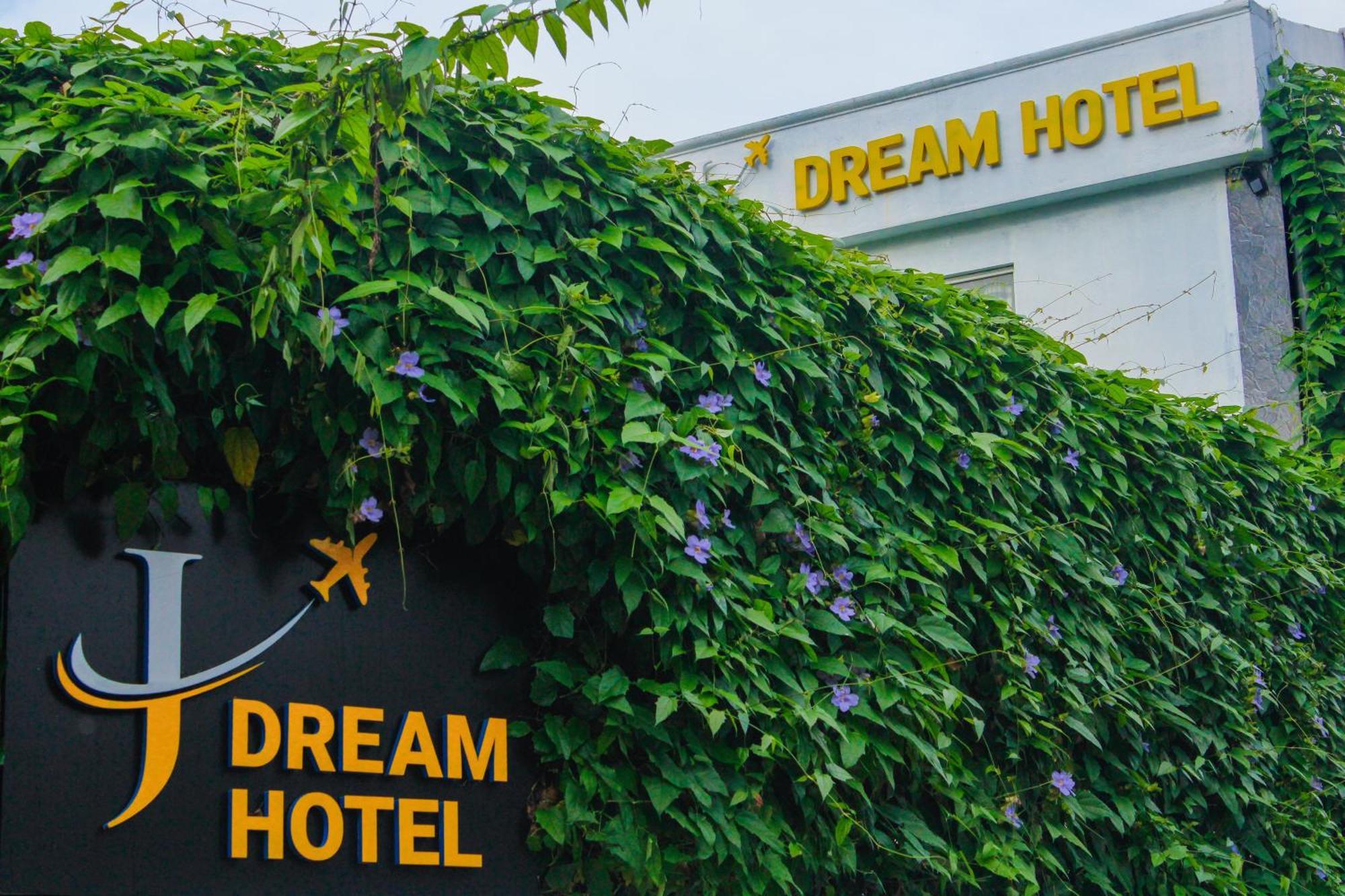 Airport J Dream Resort Dewamottawa Kültér fotó